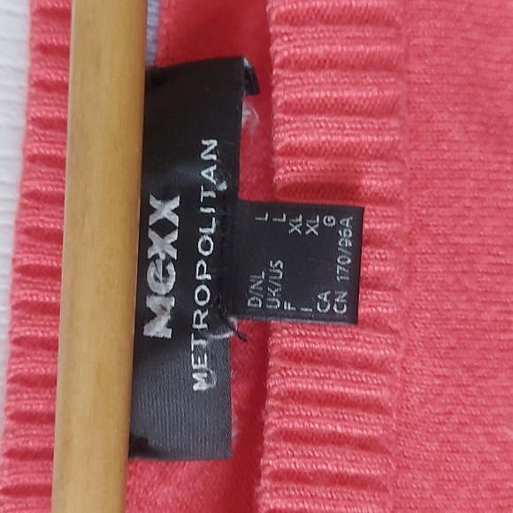 Long Stripped Sweater - Picture 3 of 5